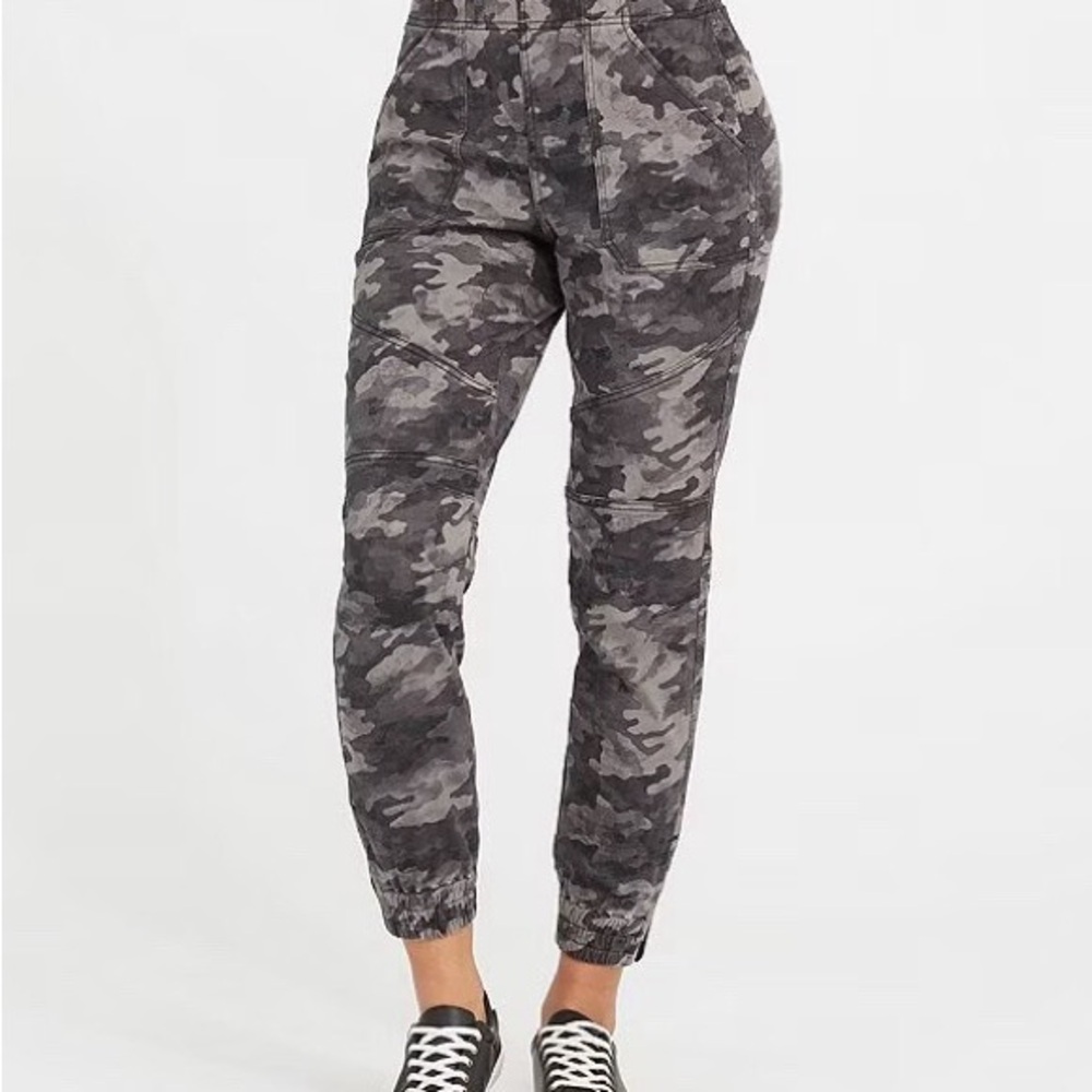 SPANX Black and Gray Camo High-Waist Jeggings/ Joggers BNWT